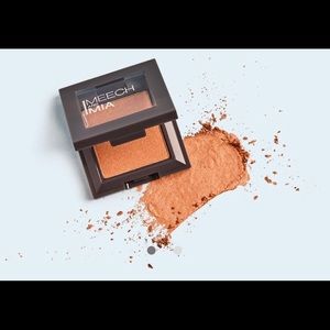 🆕 Meech and Mia Pressed Eyeshadow in Caramel